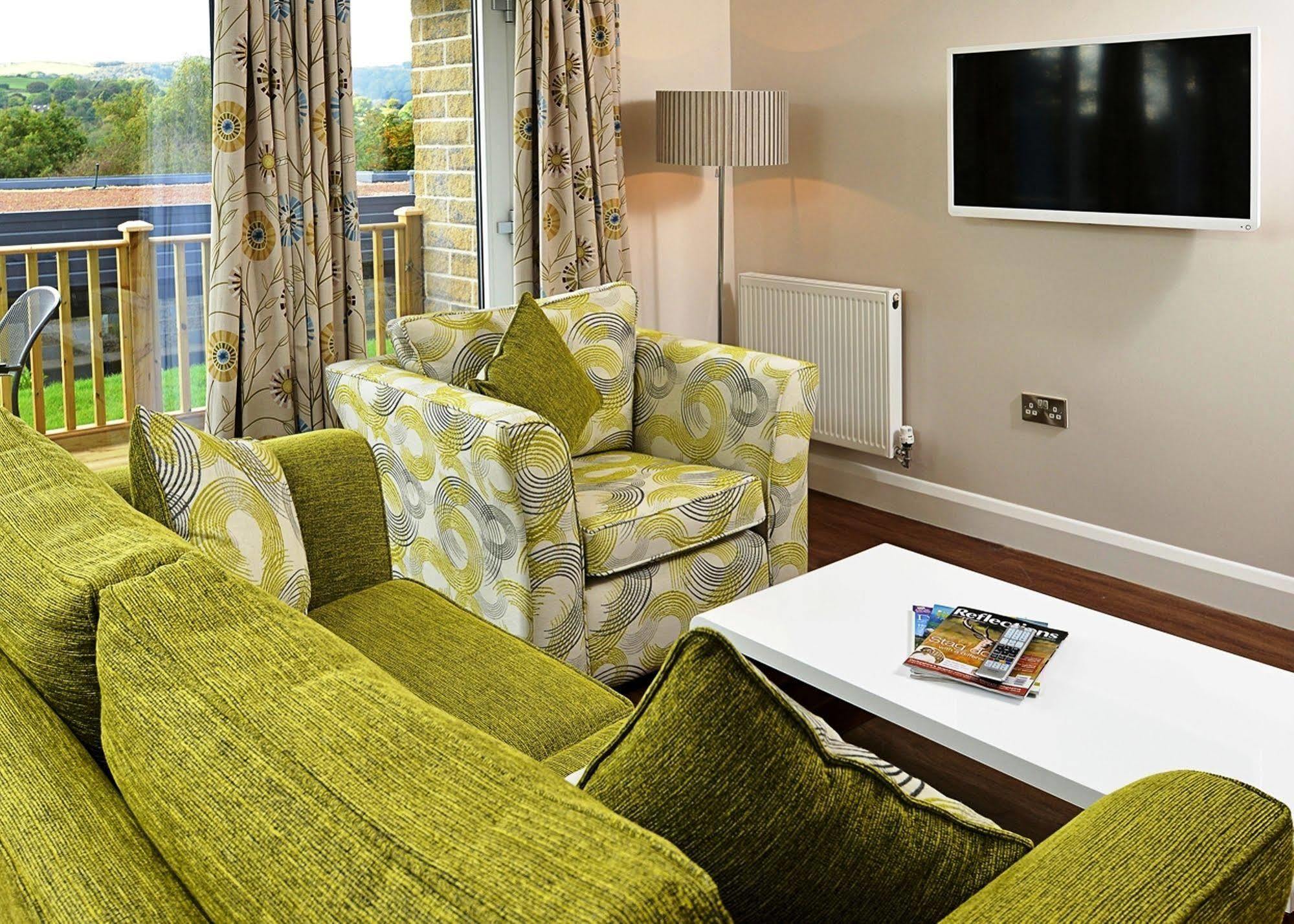 The View At The White Horse Woolley Moor Hotel Clay Cross Exterior photo